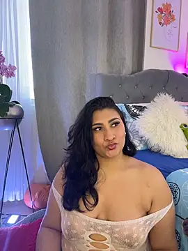 Elyross1  online show from 11.08.25