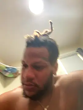 Snapshot of Sexdemonfrfr chatting on 10.05.25 Sexdemonfrfr online show from 10.05.25