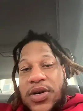 Snapshot of Sexdemonfrfr chatting on 10.30.25 Sexdemonfrfr online show from 10.30.25