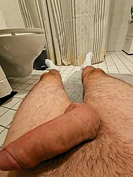 Snapshot of LAB_Secret chatting on 09.26.25 LAB Secret online show from 09.26.25