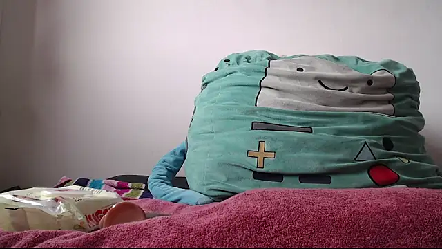 Snapshot of Cortana2_0 chatting on 10.04.25 Cortana2 0 online show from 10.04.25