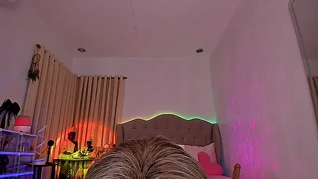Dream Goddess online show from 06.27.26