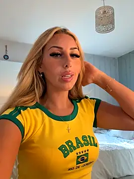 HeidiMae online show from 09.15.25