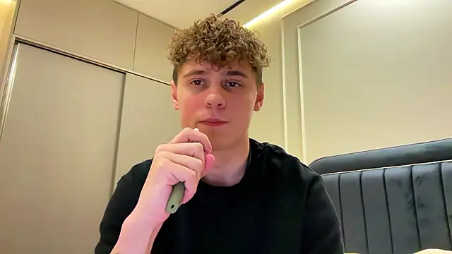 Tyler Garner online show from 02.05.26