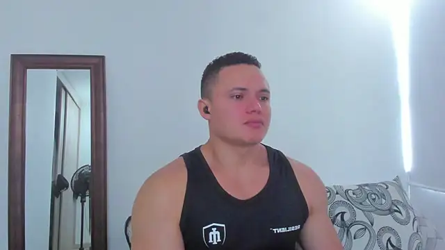 KingLevi01 online show from 04.26.26