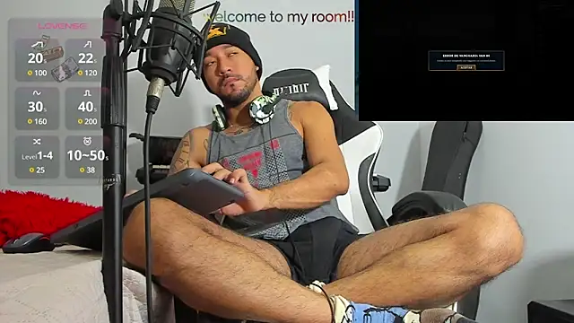 Snapshot of dereck_karter chatting on 12.13.24 dereck karter online show from 12.13.24