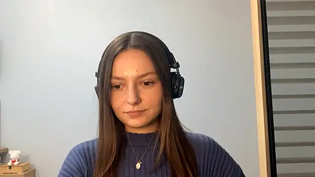 Snapshot of SoulHiperAgne_ chatting on 10.04.25 SoulHiperAgne  online show from 10.04.25