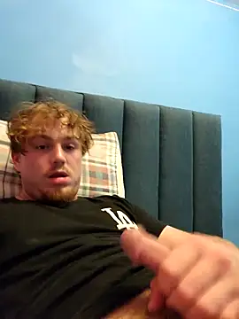 Snapshot of Hmyouneed chatting on 10.11.25 Hmyouneed online show from 10.11.25