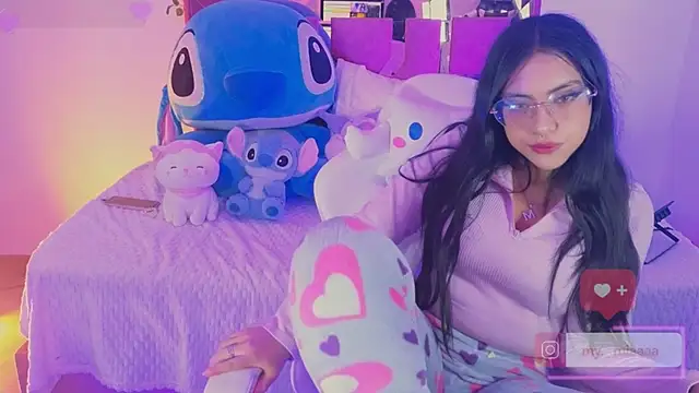 Mia bunny15 online show from 10.14.25