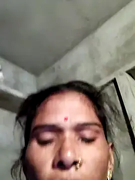 Snapshot of Love_bhabi chatting on 12.02.25 Love bhabi online show from 12.02.25