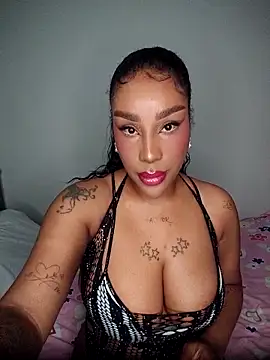 Snapshot of Queen_Amara chatting on 01.18.26 Queen Amara online show from 01.18.26