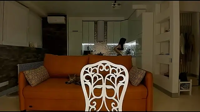 Snapshot of strawbery_Dolly chatting on 10.22.25 strawbery Dolly online show from 10.22.25