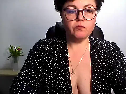 EllaLove2277 online show from 03.07.26