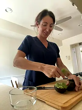 Snapshot of NurseStephania chatting on 09.16.25 NurseStephania online show from 09.16.25