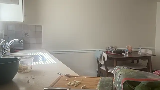 Snapshot of NurseStephania chatting on 09.28.25 NurseStephania online show from 09.28.25