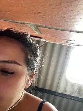 Snapshot of amberbakee chatting on 11.23.25 amberbakee online show from 11.23.25