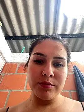 Snapshot of amberbakee chatting on 12.04.25 amberbakee online show from 12.04.25