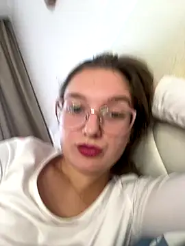 Snapshot of Bellatrisssaa chatting on 11.06.25 Bellatrisssaa online show from 11.06.25