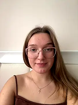 Snapshot of Bellatrisssaa chatting on 11.23.25 Bellatrisssaa online show from 11.23.25