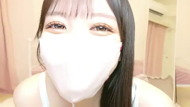 roachan  online show from 03.18.26