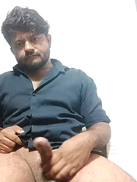 Snapshot of urhotboymeet chatting on 11.23.25 urhotboymeet online show from 11.23.25