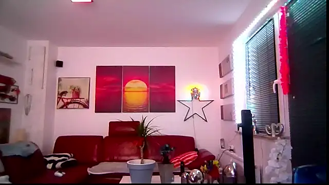 hellgirl1980 online show from 05.02.26