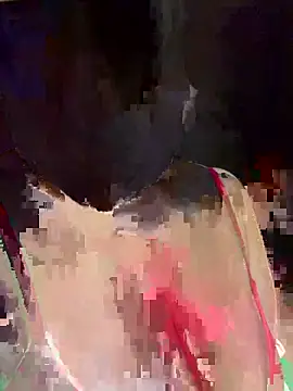 Snapshot of RooVaaN-Xx chatting on 11.01.25 RooVaaN-Xx online show from 11.01.25