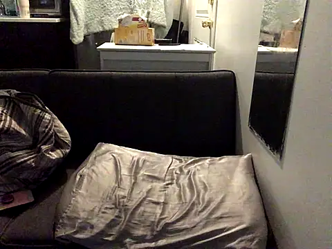 littyleesh1 online show from 12.01.25