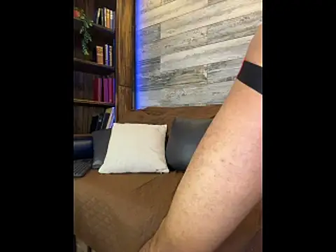 Snapshot of B_Wild chatting on 03.01.26 B Wild online show from 03.01.26