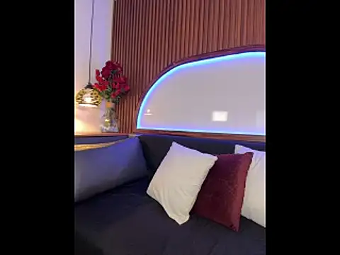 Snapshot of B_Wild chatting on 03.13.26 B Wild online show from 03.13.26