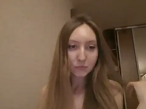 Auraleya online show from 11.03.25