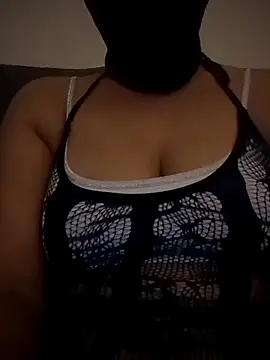 Snapshot of Jolielatina chatting on 09.09.25 Jolielatina online show from 09.09.25