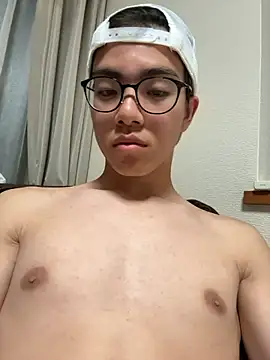 Snapshot of gagsjj chatting on 09.30.25 gagsjj online show from 09.30.25