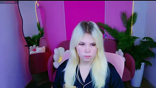 EmillyRogers online show from 10.19.25