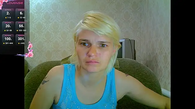 SaraSnow  online show from 11.07.25