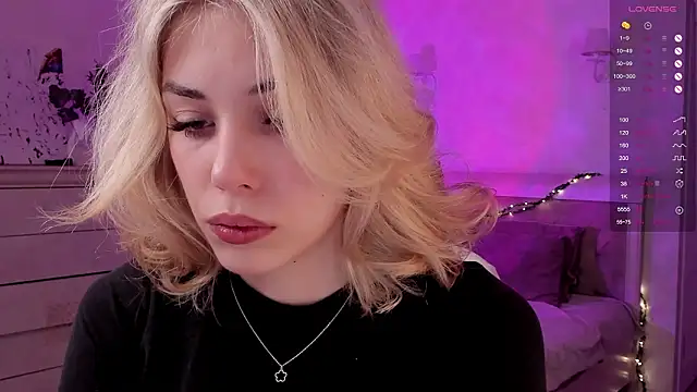 Leila Vanilla online show from 02.13.26