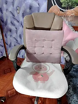 LadyMaiMai online show from 11.28.25