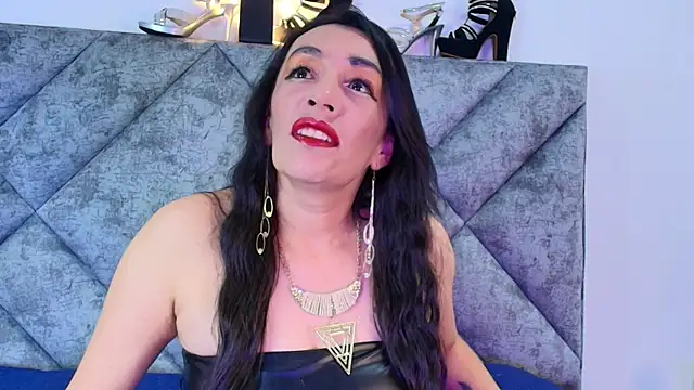 Shantey Laurent online show from 11.19.25