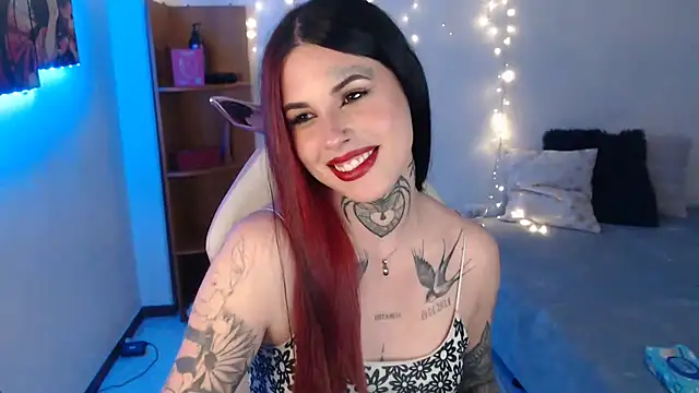Snapshot of Maddy_Vicius19 chatting on 05.15.26 Maddy Vicius19 online show from 05.15.26