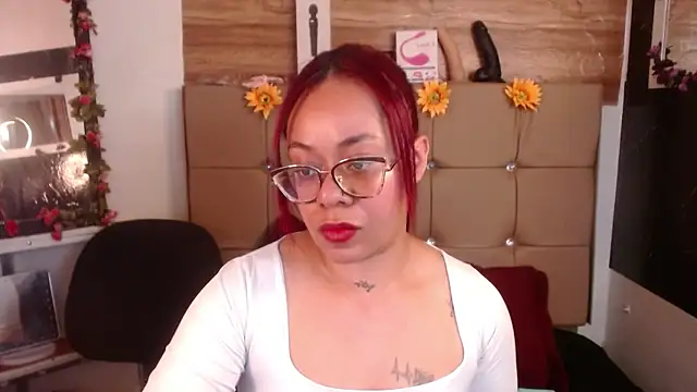 MIA  SPENCER online show from 12.03.25