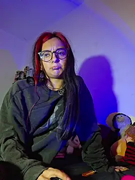 Snapshot of carolinerue chatting on 01.18.26 carolinerue online show from 01.18.26