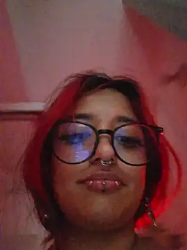 carolinerue online show from 05.02.26