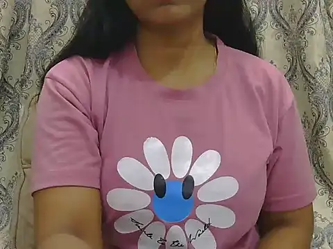 MISS SOMIYA online show from 12.21.25