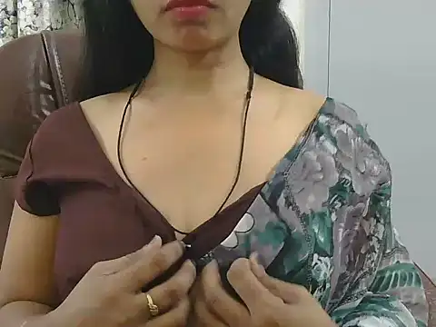 MISS SOMIYA online show from 05.07.26