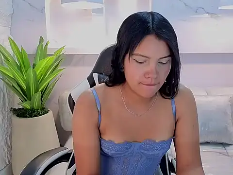 Snapshot of antonela_tp chatting on 10.03.25 antonela tp online show from 10.03.25