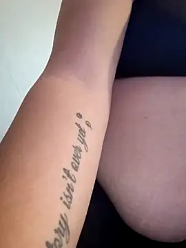 Snapshot of Gabbygade chatting on 12.05.25 Gabbygade online show from 12.05.25