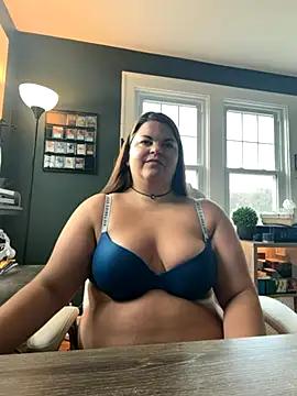 PlayWithBrittany online show from 10.24.25