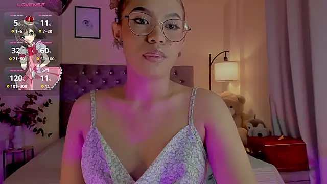 Snapshot of OxanaFedorova1- chatting on 11.12.25 OxanaFedorova1- online show from 11.12.25