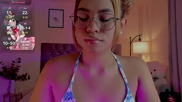 Snapshot of OxanaFedorova1- chatting on 02.02.26 OxanaFedorova1- online show from 02.02.26