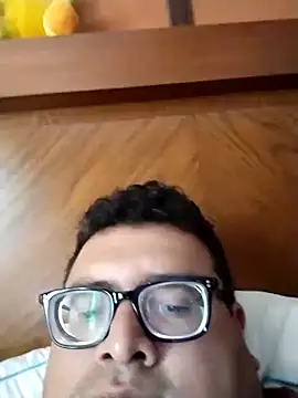 Santiagoqro85 online show from 09.14.25